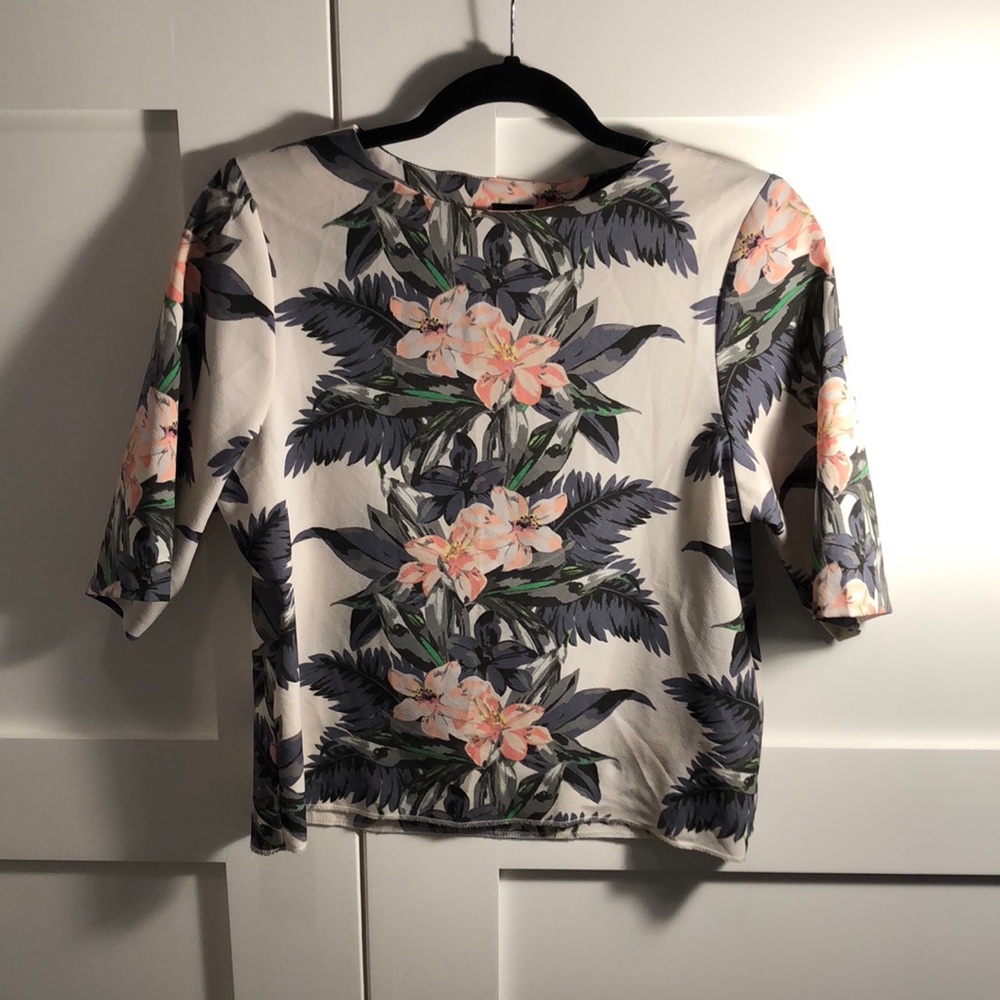 Floral shirt